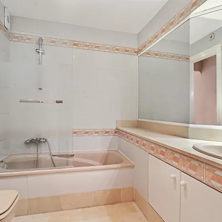 Matchroom Country Club Апартаменты Фуэнхирола